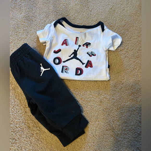 Jordan Other - Baby Jordan set & tee | Size: 3-6 months | Colors: white & black, red